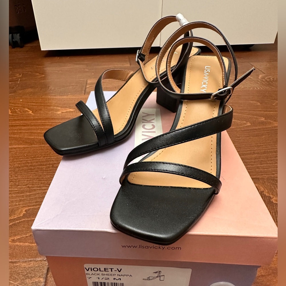 Lisa Vicky-Violet-V. Black Leather Heels with Ankle Strap and Square Toe